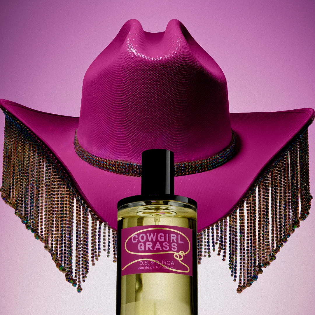 Cowgirl Grass - Image 2