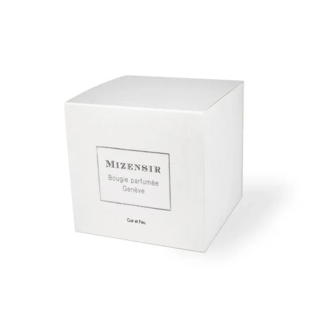 Cuir et Feu Candle - Image 3