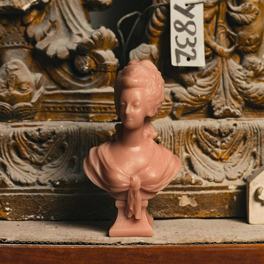 Marie-Antoinette Wax Bust - Image 3
