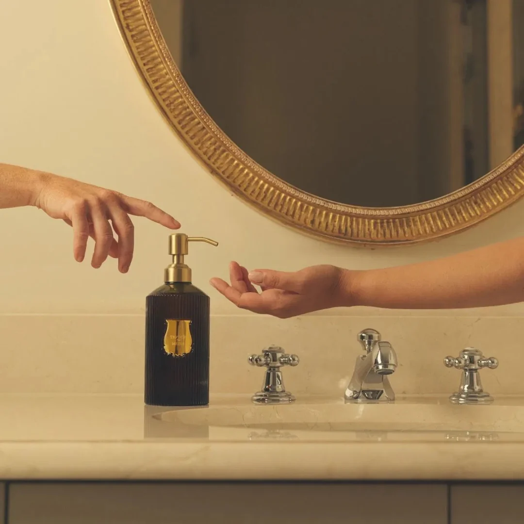 Medie Liquid Soap - Image 4