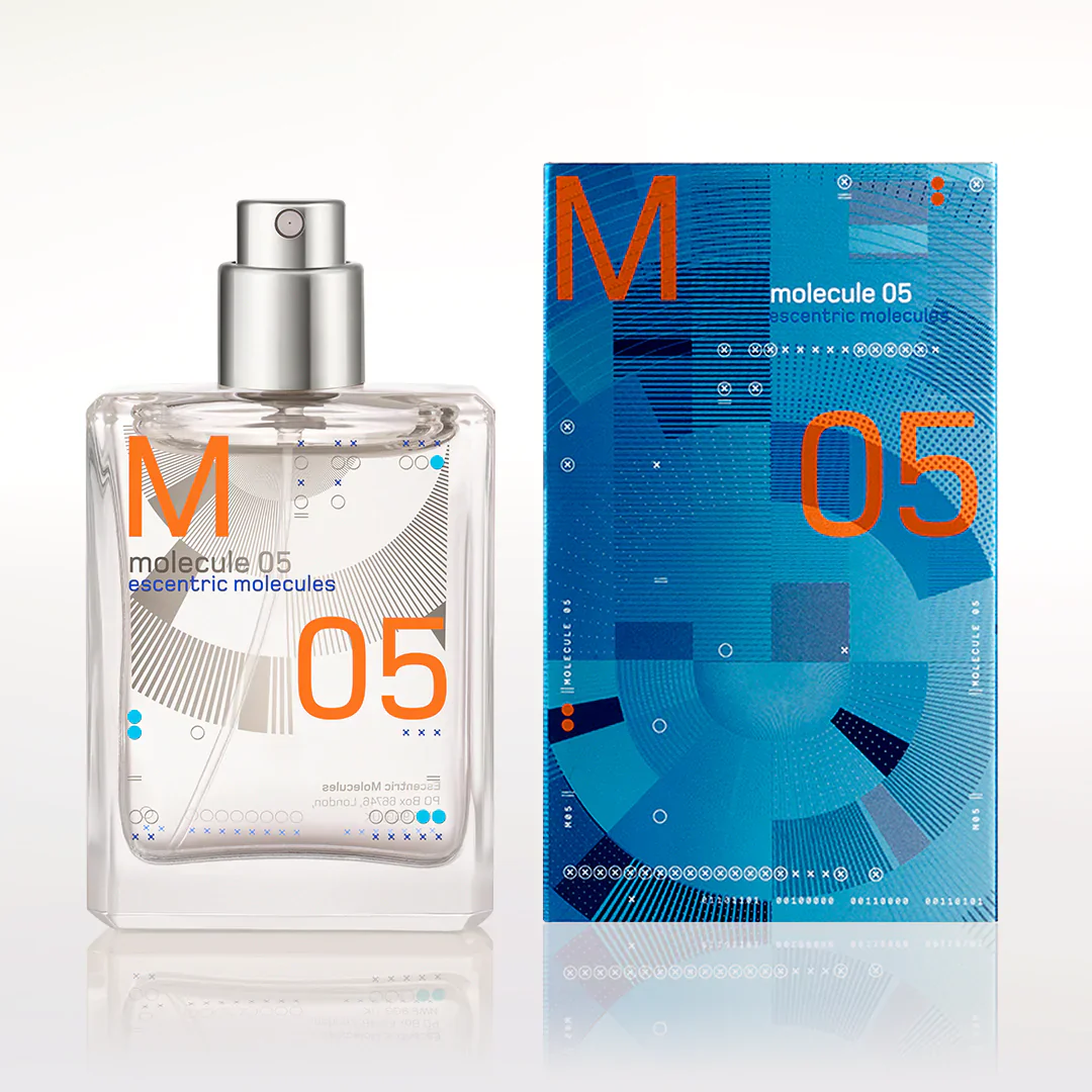 Molecule 05 - Image 4